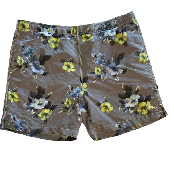 Tommy Bahama Relax Hawaiian Swim Trunks Mens Medium Gray Floral Board Shorts - Picture 1 of 9